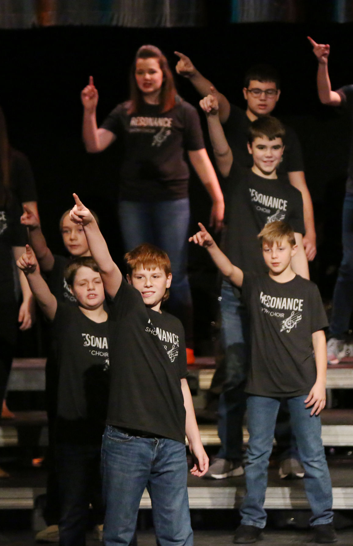 p01-27-20HHSshowchoir4.jpg